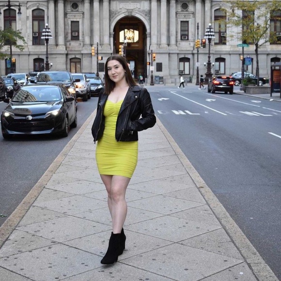 KAYLAH Ruched Mini Dress - Picture 1 of 4